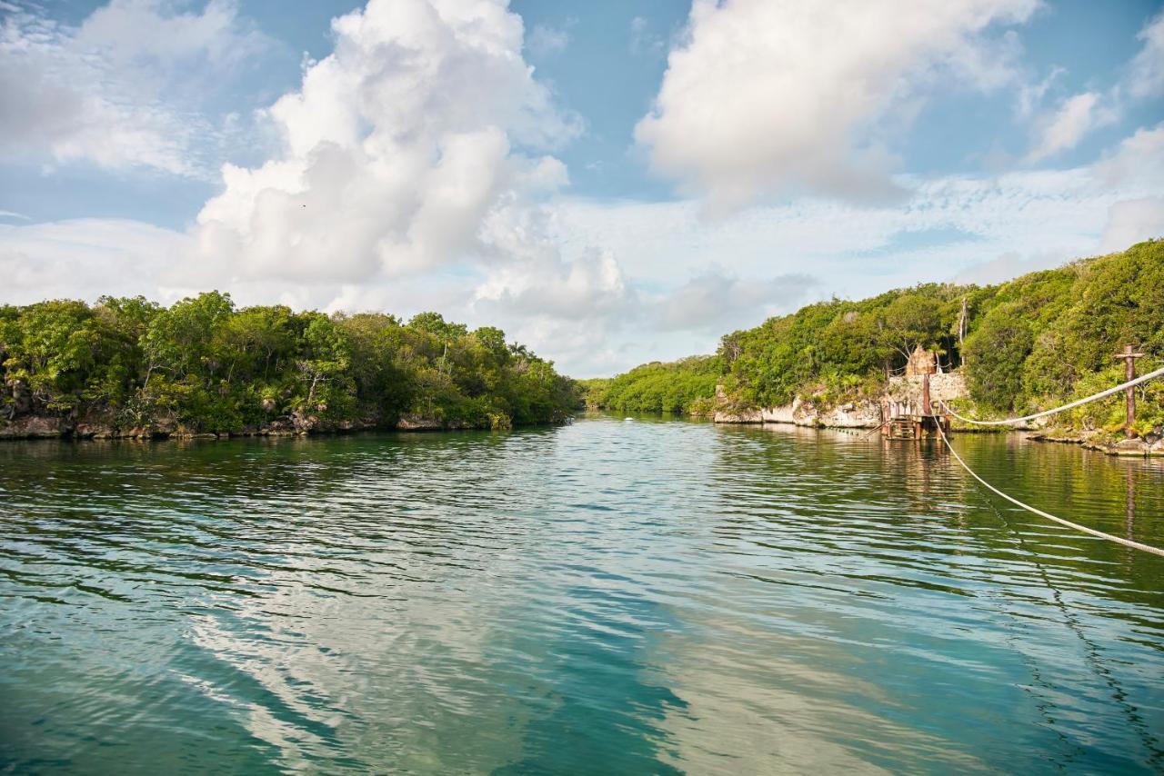 Hotel Xcaret Arte - All Parks All Fun Inclusive - Adults Only Xcaret Park Esterno foto Río Huachipas