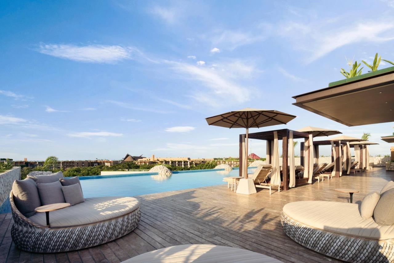 Hotel Xcaret Arte - All Parks All Fun Inclusive - Adults Only Xcaret Park Esterno foto The rooftop pool at the hotel