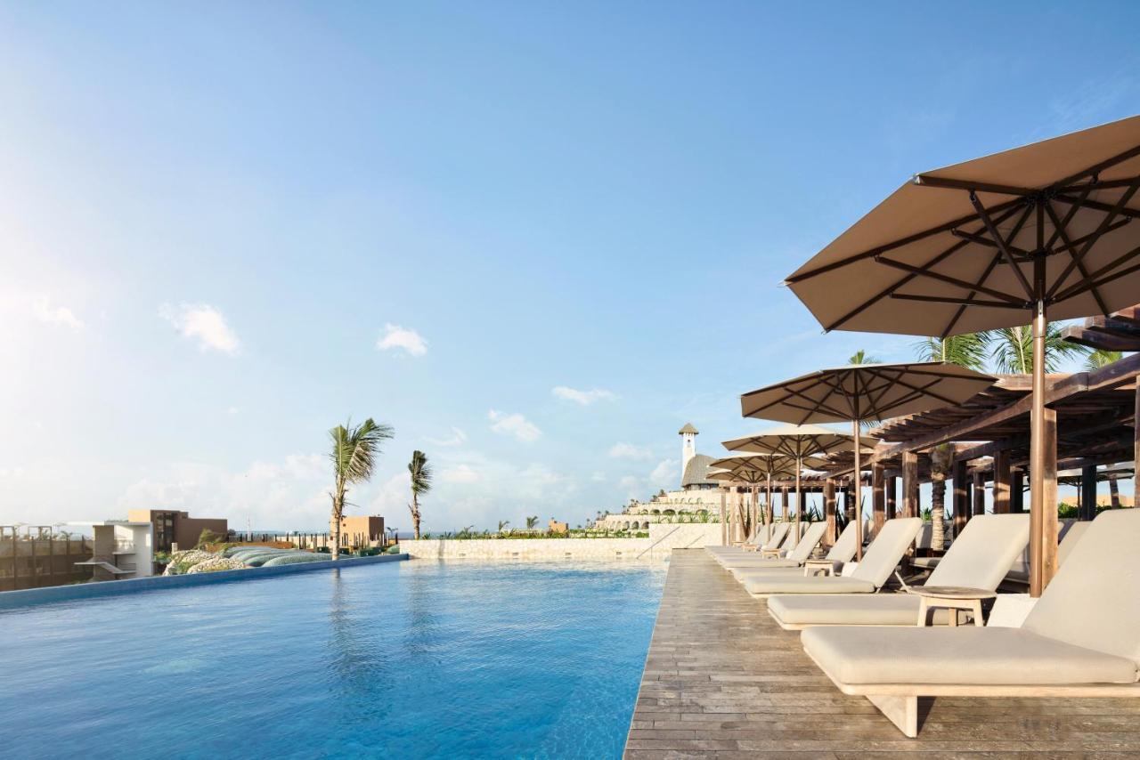 Hotel Xcaret Arte - All Parks All Fun Inclusive - Adults Only Xcaret Park Esterno foto The pool at the hotel