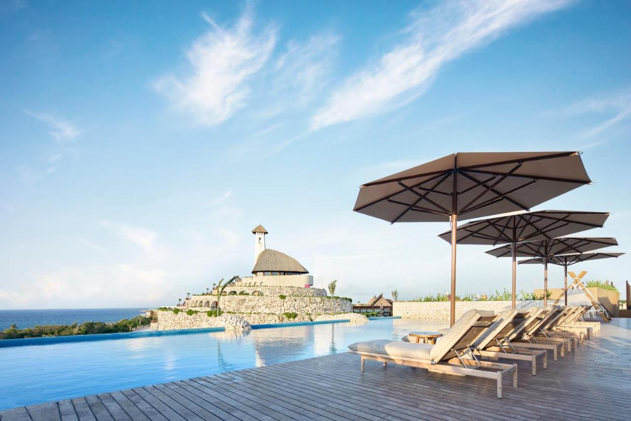 Hotel Xcaret Arte - All Parks All Fun Inclusive - Adults Only Xcaret Park Esterno foto The resort's rooftop pool