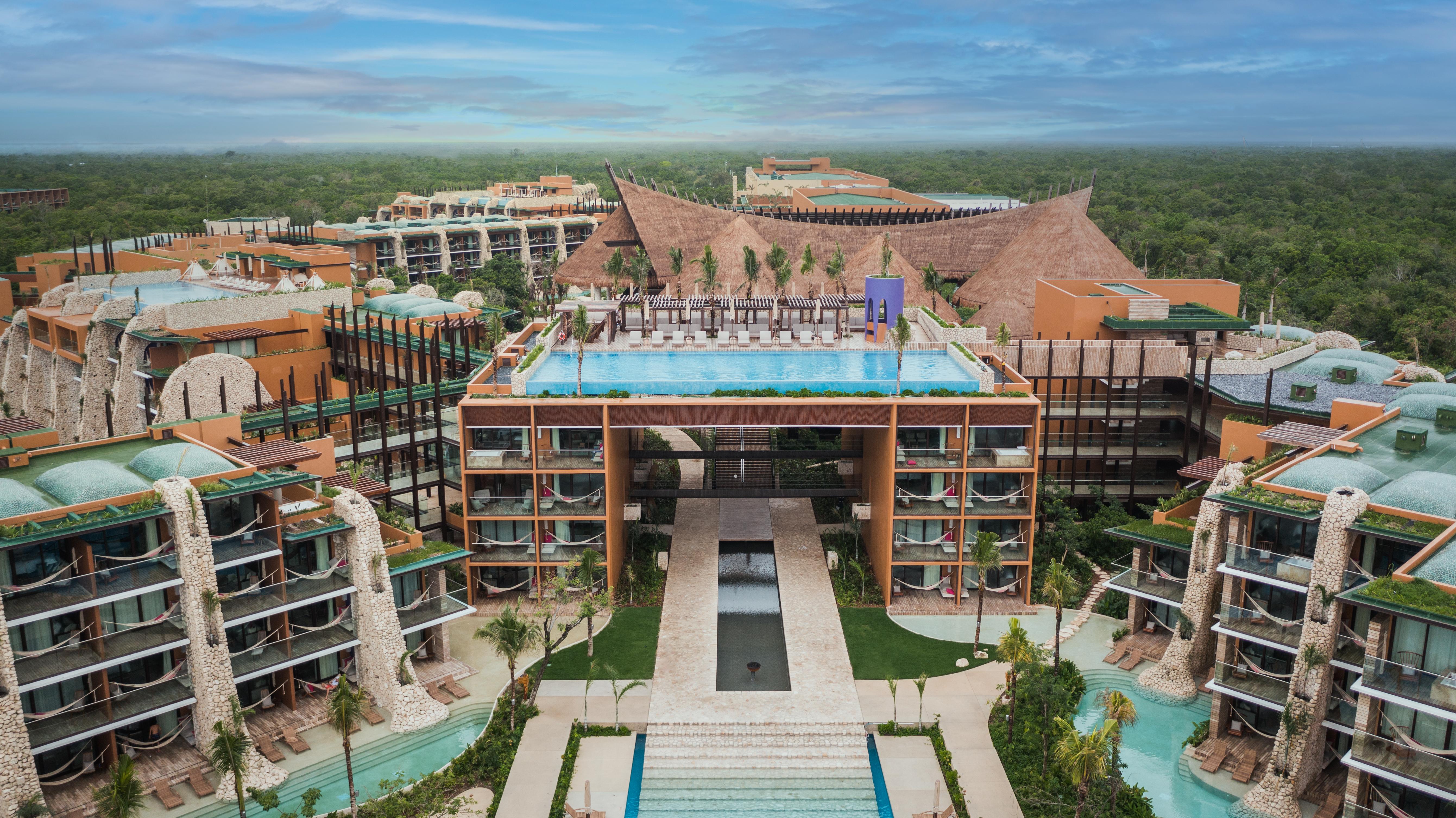 Hotel Xcaret Arte - All Parks All Fun Inclusive - Adults Only Xcaret Park Esterno foto Aerial view of the resort