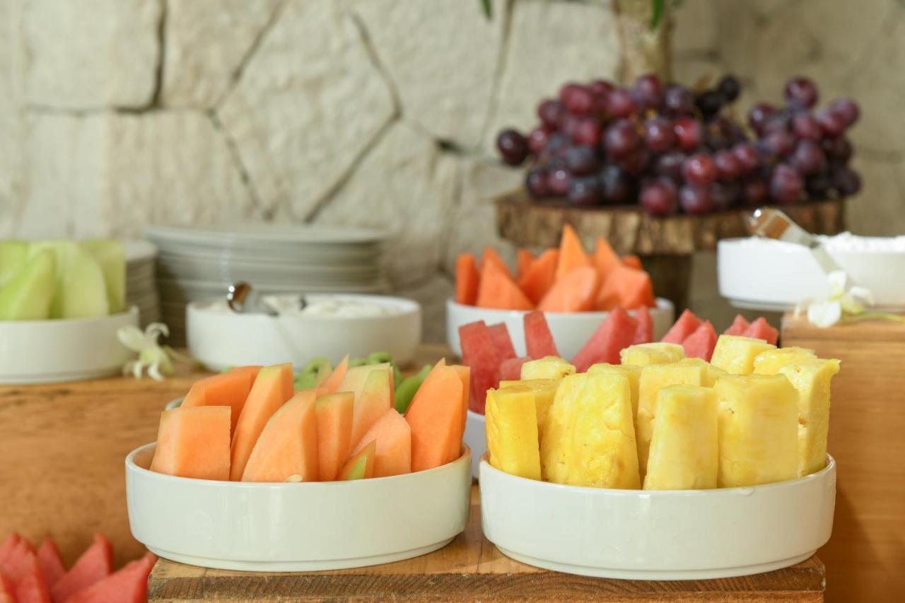 Hotel Xcaret Arte - All Parks All Fun Inclusive - Adults Only Xcaret Park Esterno foto Fruit salad