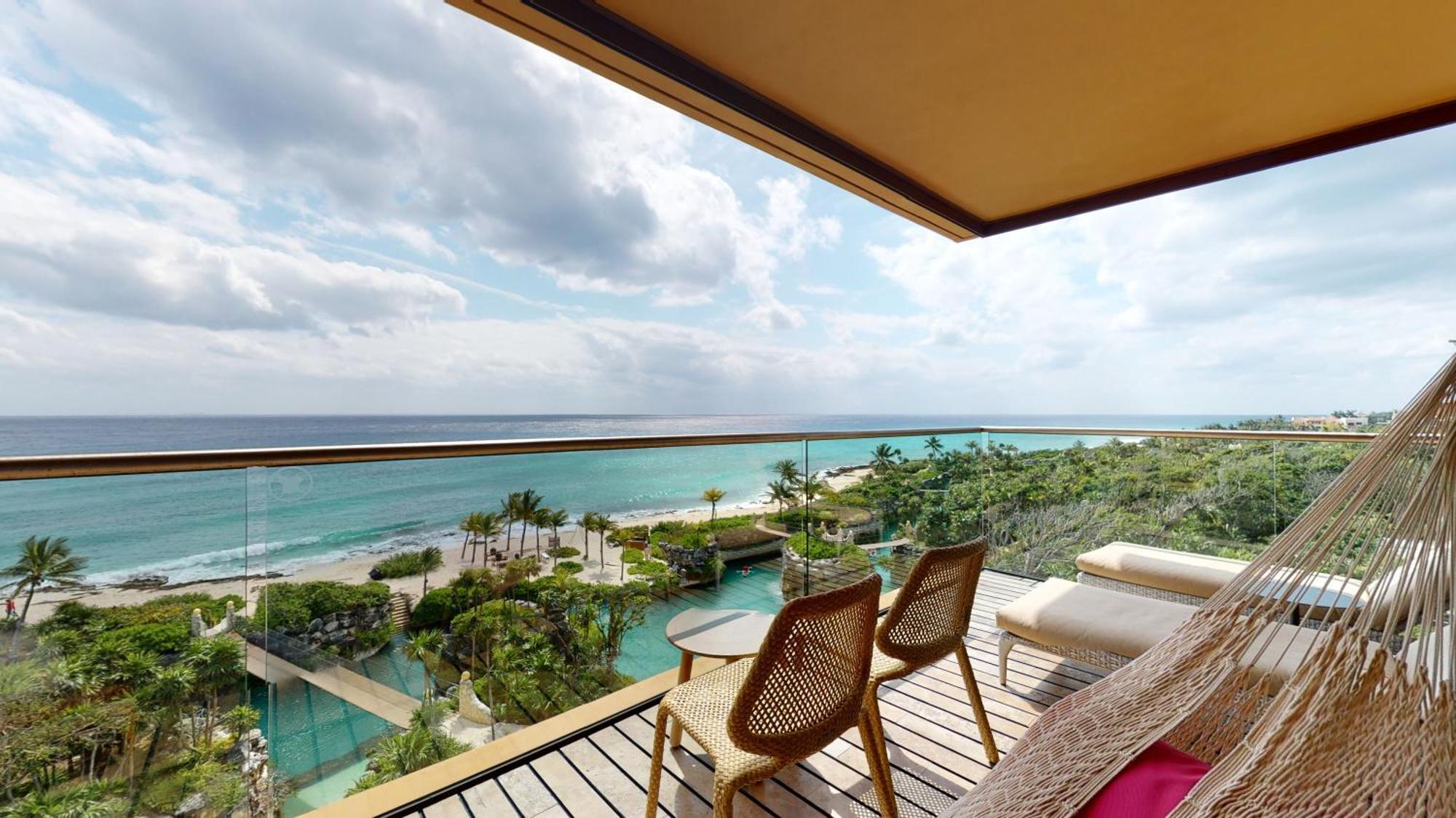 Hotel Xcaret Arte - All Parks All Fun Inclusive - Adults Only Xcaret Park Esterno foto View from a suite at the Grand Palladium Hotel, Playa del Carmen, Mexico